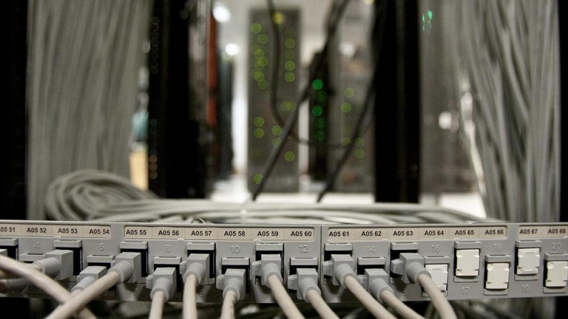 Távközlési hálózatok építése és fenntartása Távközlési hálózatok építése és fenntartása